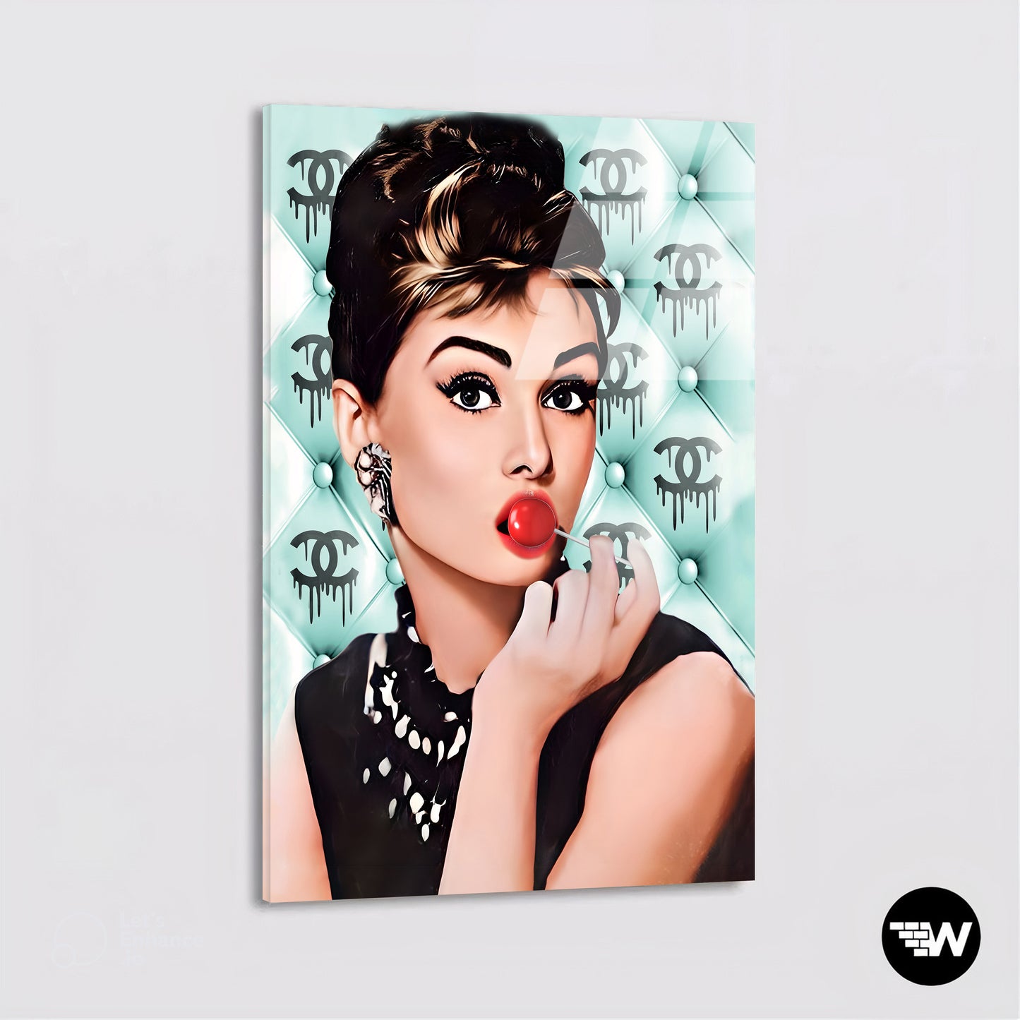 Audrey Exclusive - Canvas